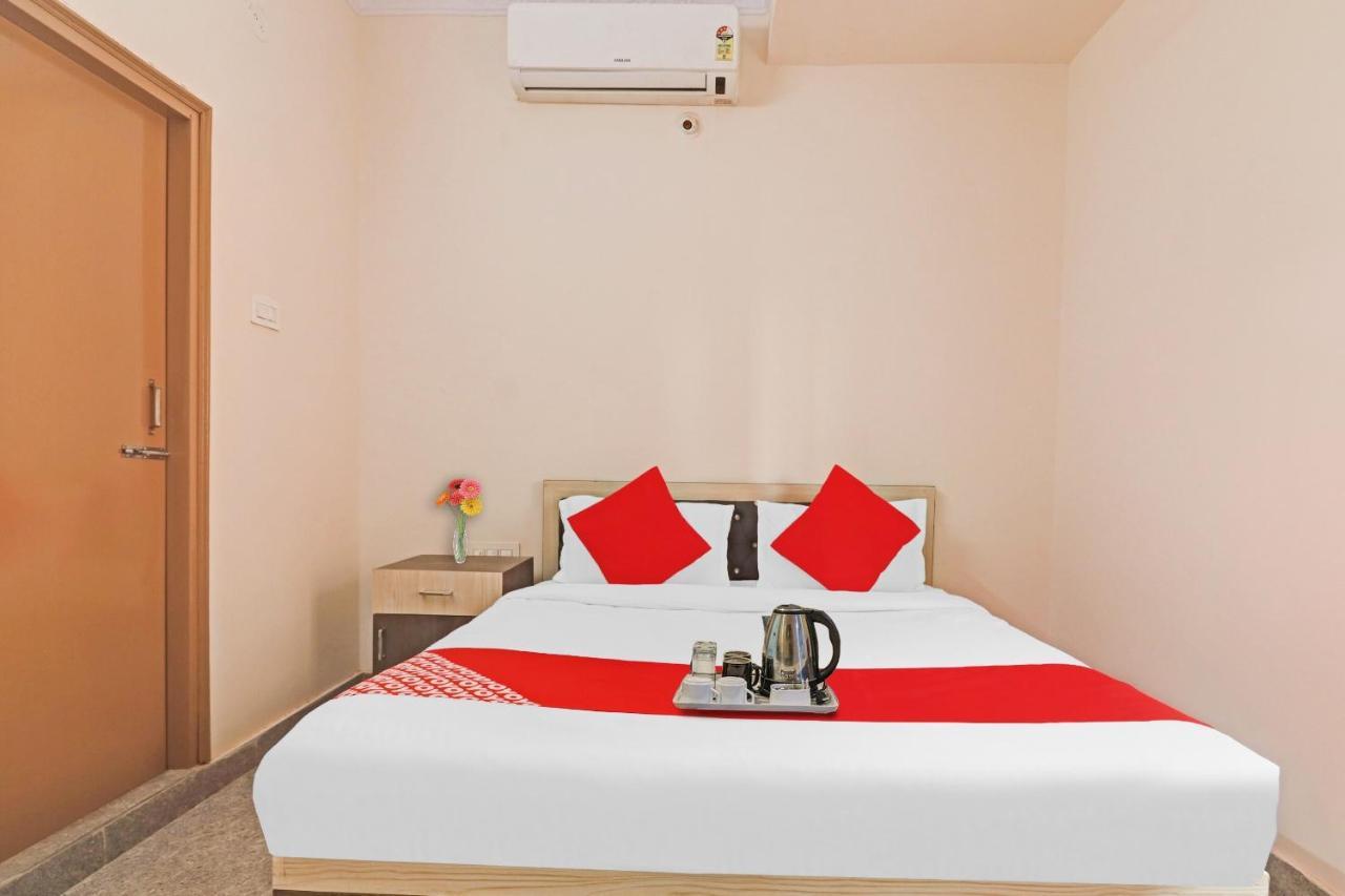 Hotel O Gs International Near Anu Wine Shop Shamshabad Bagian luar foto